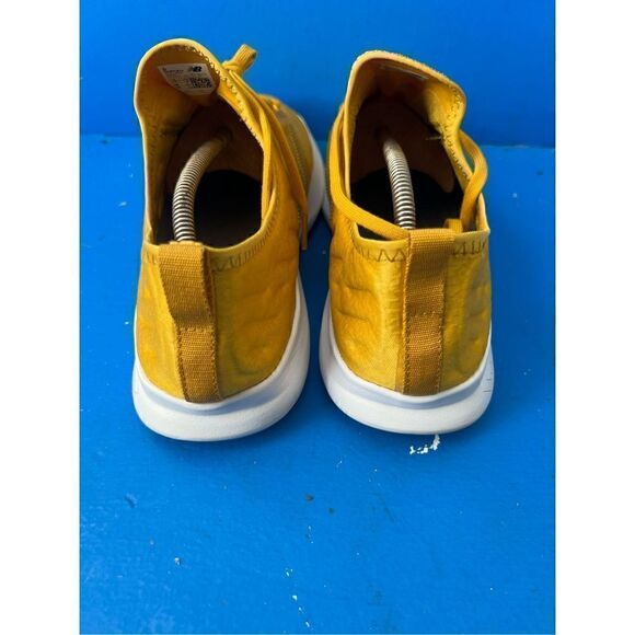 New balance women’s size 12 - Picture 6 of 6